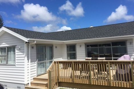 Photo of property in 76 Te Atatu Road, Te Atatu South, Auckland, 0610