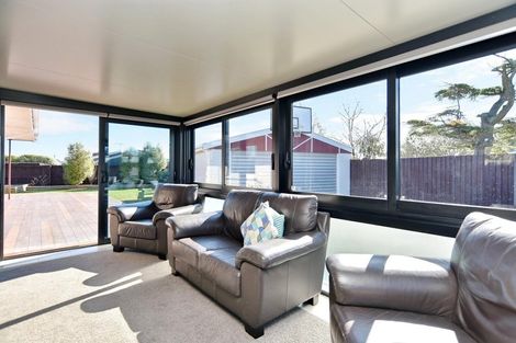 Photo of property in 177b Grimseys Road, Redwood, Christchurch, 8051
