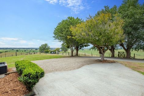 Photo of property in 112 Grove Road, Te Pahu, Hamilton, 3285