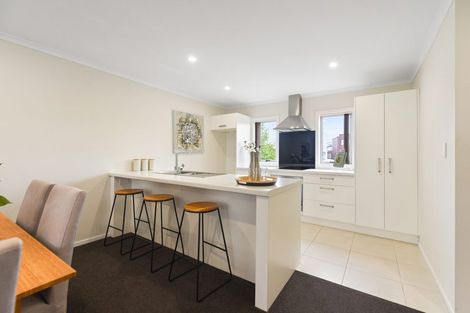 Photo of property in 16 Anna Jean Crescent, Flagstaff, Hamilton, 3210