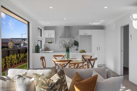 Photo of property in 65 Empire Crescent, Papamoa, 3118