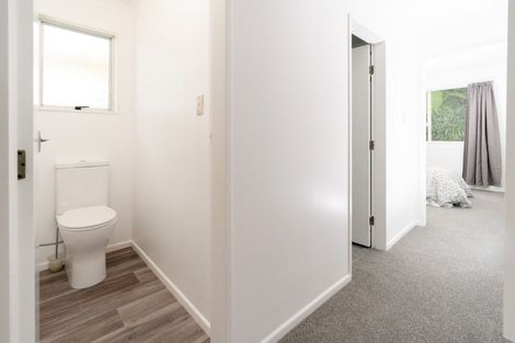 Photo of property in 20 Salford Street, Newlands, Wellington, 6037