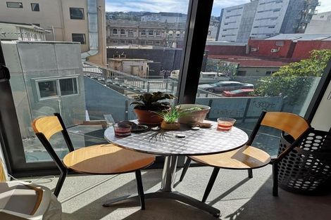Photo of property in Dual Apartments, 108/142 Vivian Street, Te Aro, Wellington, 6011