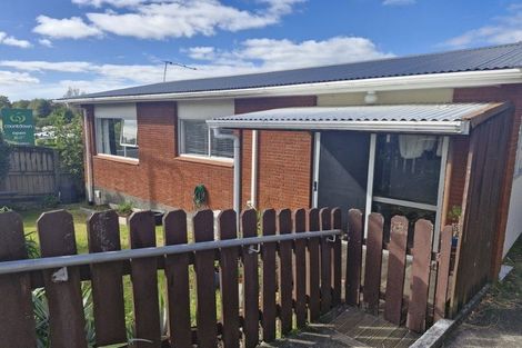 Photo of property in 1/24 Hori Street, Vogeltown, New Plymouth, 4310