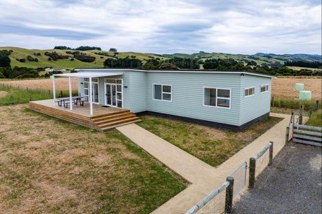 Photo of property in 117e Ruakokoputuna Road, Ruakokoputuna, Martinborough, 5781