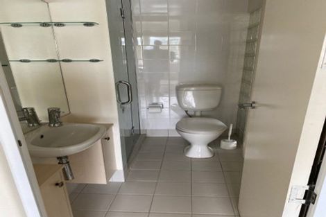 Photo of property in 2/1 Hay Street, Oriental Bay, Wellington, 6011