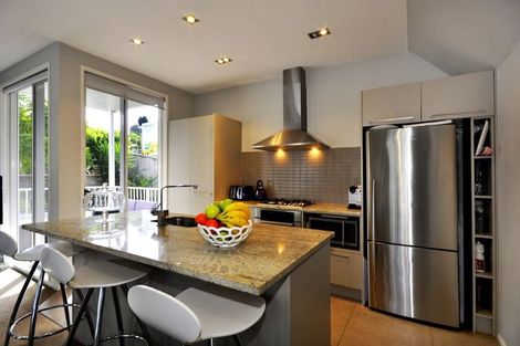 Photo of property in 96d Anzac Street, Takapuna, Auckland, 0622