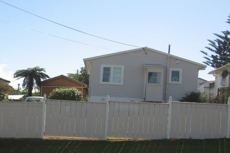 Photo of property in 57 Routley Drive, Glen Eden, Auckland, 0602