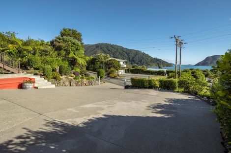 Photo of property in 12 Field Terrace, Okiwi Bay, French Pass, 7193