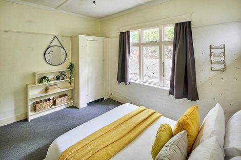 Photo of property in 6 Totara Terrace, Miramar, Wellington, 6022