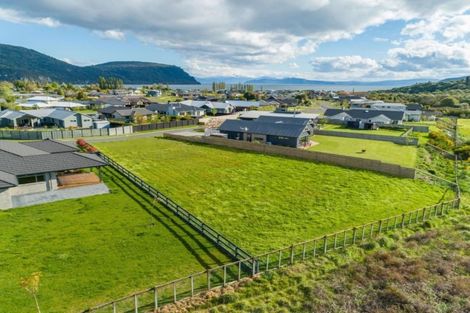 Photo of property in 46 Montgomery Crescent, Kinloch, Taupo, 3377