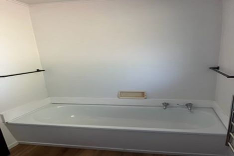 Photo of property in 1/61 Ambleside Drive, Burnside, Christchurch, 8053