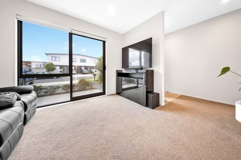 Photo of property in 49 Katikati Drive, Manurewa, Auckland, 2102