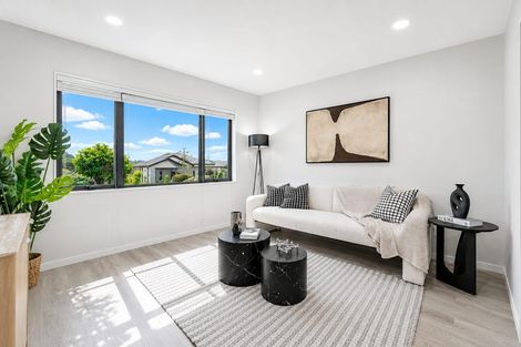 Photo of property in 21 Vintry Drive, Huapai, Kumeu, 0810
