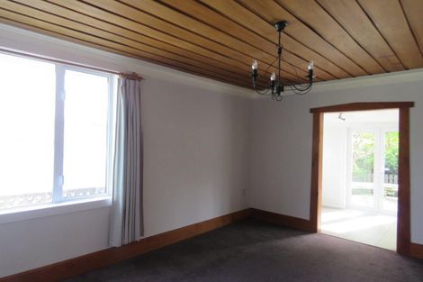 Photo of property in 83 Mangorei Road, Strandon, New Plymouth, 4312