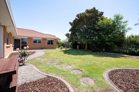 Photo of property in 22 Cairns Crescent, Rototuna, Hamilton, 3210