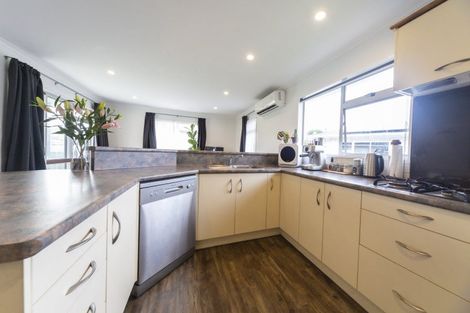 Photo of property in 42 Cascade Crescent, Westbrook, Palmerston North, 4412