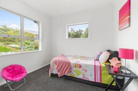 Photo of property in 65 Larnoch Road, Henderson, Auckland, 0610