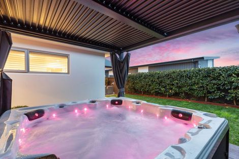 Photo of property in 3 Farrier Street, Papamoa, 3118