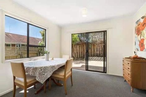 Photo of property in 2/16a Puriri Street, Takapuna, Auckland, 0622