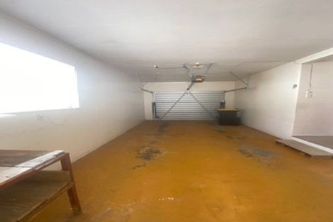 Photo of property in 30 Oxford Street, Tawa, Wellington, 5028