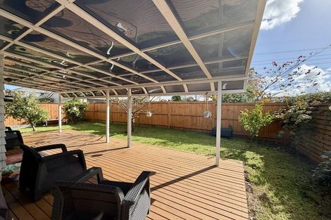Photo of property in 7 Peat Way, Takanini, 2112