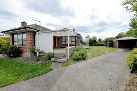 Photo of property in 8 Dalton Place, Burnside, Christchurch, 8053