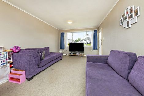 Photo of property in 2/43 Wyllie Road, Papatoetoe, Auckland, 2025