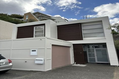 Photo of property in 12 Tiketike Way, Brooklyn, Wellington, 6021