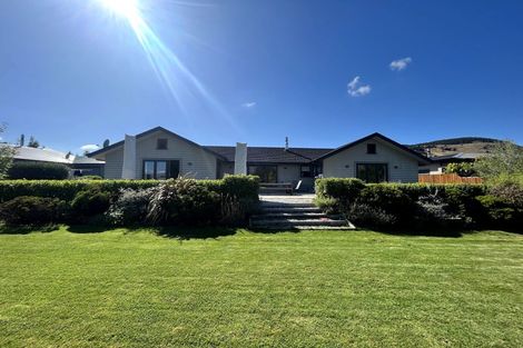 Photo of property in 11 Bevan Place, Wanaka, 9305