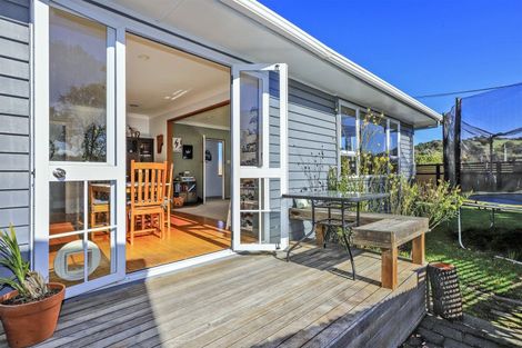 Photo of property in 33 Neeve Road, Taradale, Napier, 4112