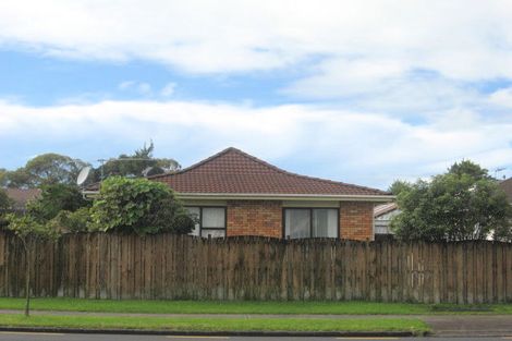 Photo of property in 1/36 Aviemore Drive, Highland Park, Auckland, 2010