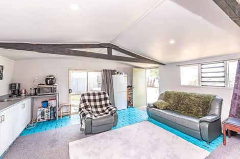 Photo of property in 3 Rogers Street, Castlecliff, Whanganui, 4501