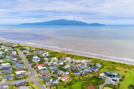 Photo of property in 18 Olliver Grove, Waikanae Beach, Waikanae, 5036