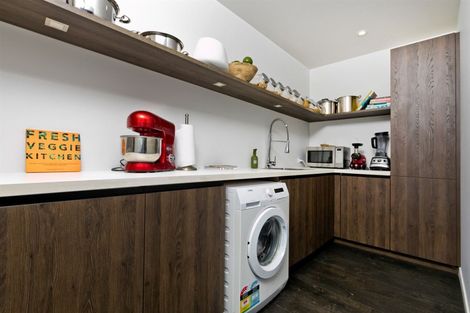 Photo of property in 63 Tiri Road, Manly, Whangaparaoa, 0930