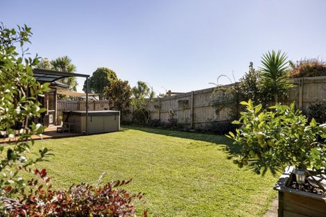 Photo of property in 57 Oteki Park Drive, Welcome Bay, Tauranga, 3112