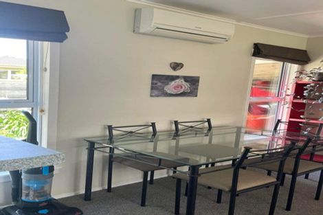 Photo of property in 63 Vardon Road, St Andrews, Hamilton, 3200