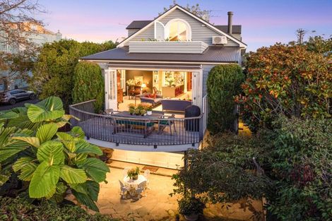 Photo of property in 10 Calliope Road, Devonport, Auckland, 0624
