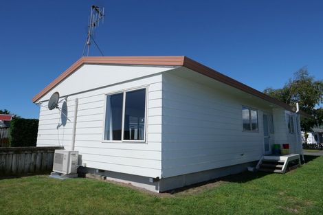 Photo of property in 34 Rosewood Place, Paraparaumu, 5032