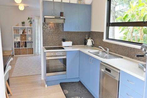 Photo of property in 1 Titchener Street, New Lynn, Auckland, 0600