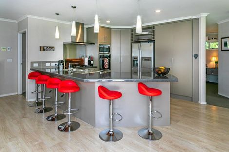 Photo of property in 6 Pa Road, Hahei, Whitianga, 3591