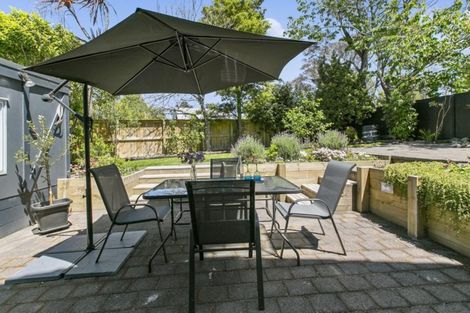 Photo of property in 1/104 Manhattan Heights, Glendene, Auckland, 0602