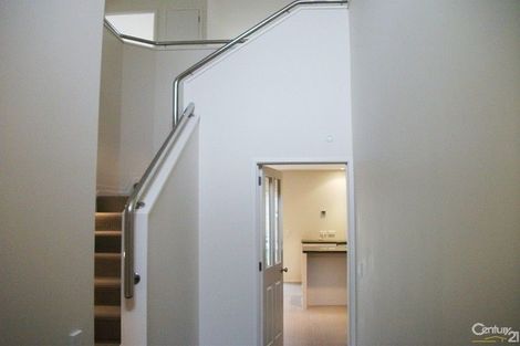 Photo of property in 22 Terrasini Drive, Flat Bush, Auckland, 2019