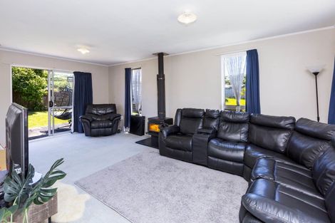 Photo of property in 83 Norana Road, Timberlea, Upper Hutt, 5018