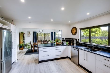 Photo of property in 13 Donegal Crescent, Tamatea, Napier, 4112