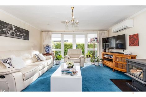 Photo of property in 12 Parsonage Road, Waimate, 7924