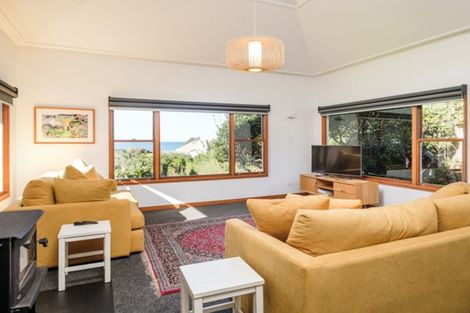Photo of property in 43 Moana Road, Okitu, Gisborne, 4010