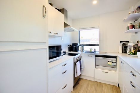 Photo of property in 4/56 Ferndale Road, Mount Wellington, Auckland, 1060