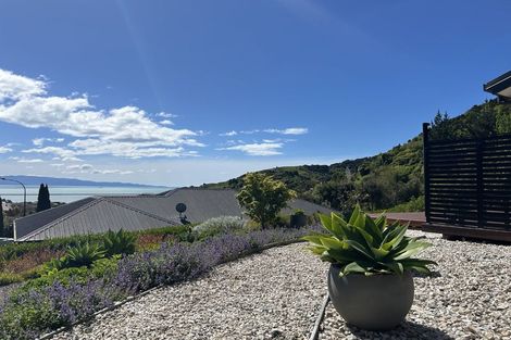 Photo of property in 1 Koura Road, Atawhai, Nelson, 7010