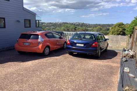 Photo of property in 2/92 Verran Road, Birkdale, Auckland, 0626